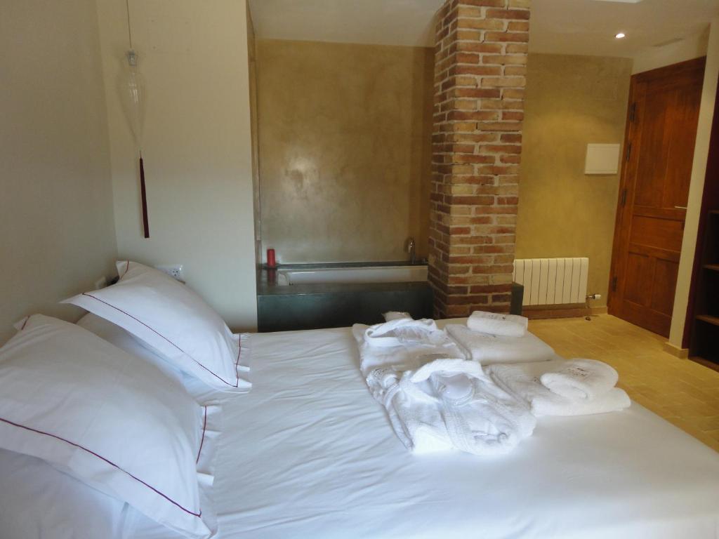 Hotel Rural Cal Torner Adults Only Guiamets Phòng bức ảnh